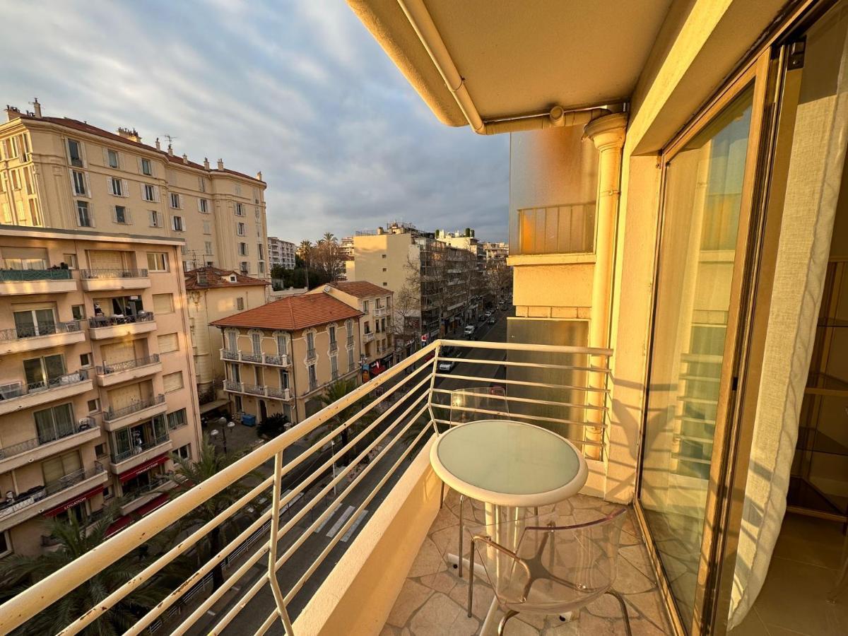 Cannes Carnot 1 Bagian luar foto
